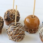 Gourmet caramel apples