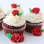 rose cupcakes sq s