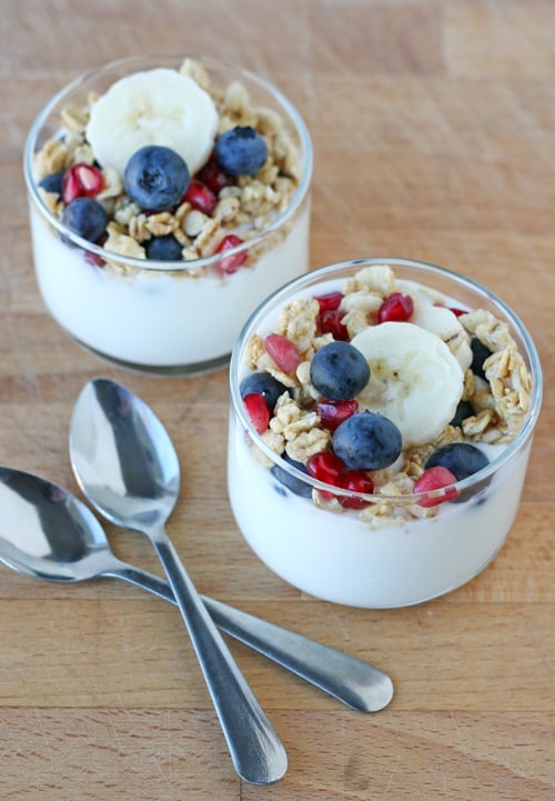 Simple yogurt parfait