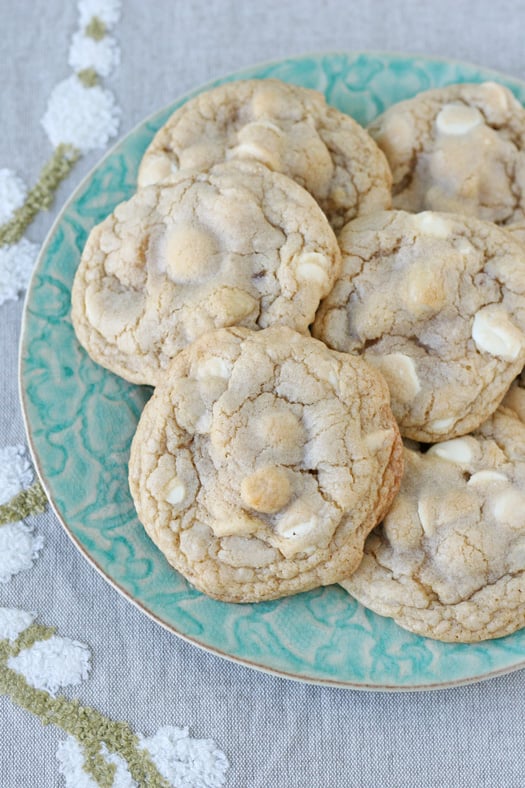 Macadamia-Nut-Cookies-Recip.jpg