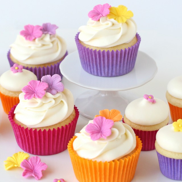 Summer Luau Cupcakes with Fondant Flowers - Glorious Treats