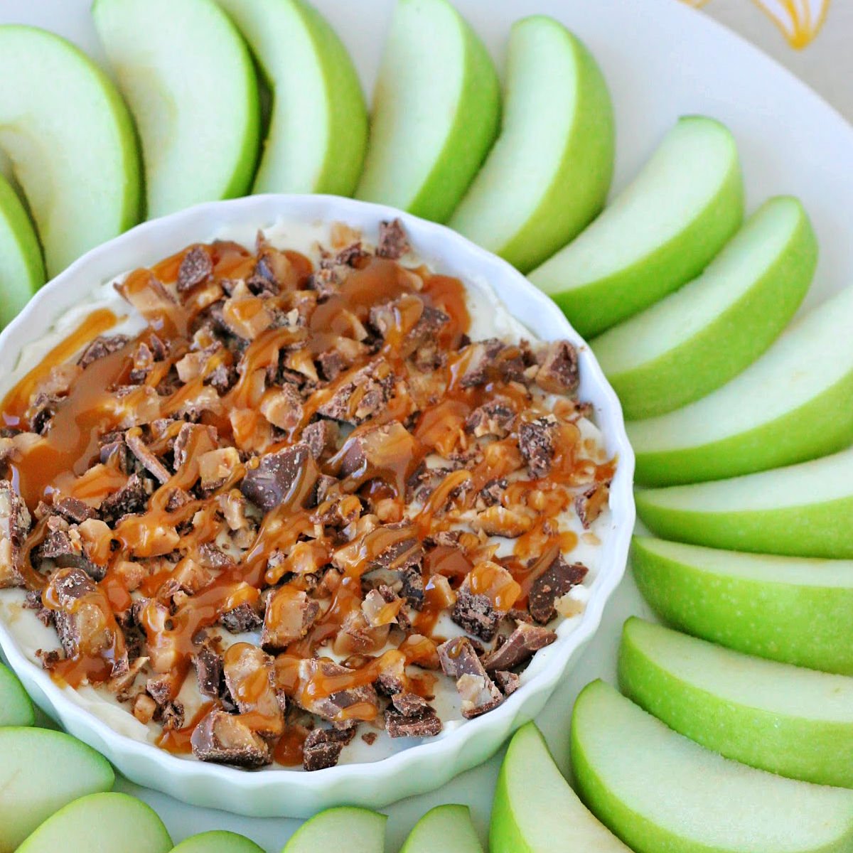 Caramel Cream Cheese Apple Dip - Glorious Treats