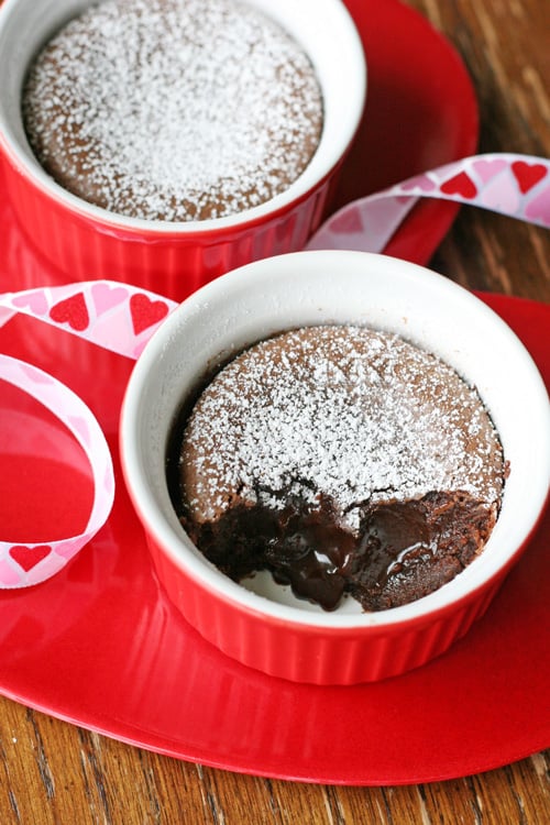 The most incredible chocolate dessert ever! Rich, delicious, Chocolate Molten Lava Cakes... yum! 