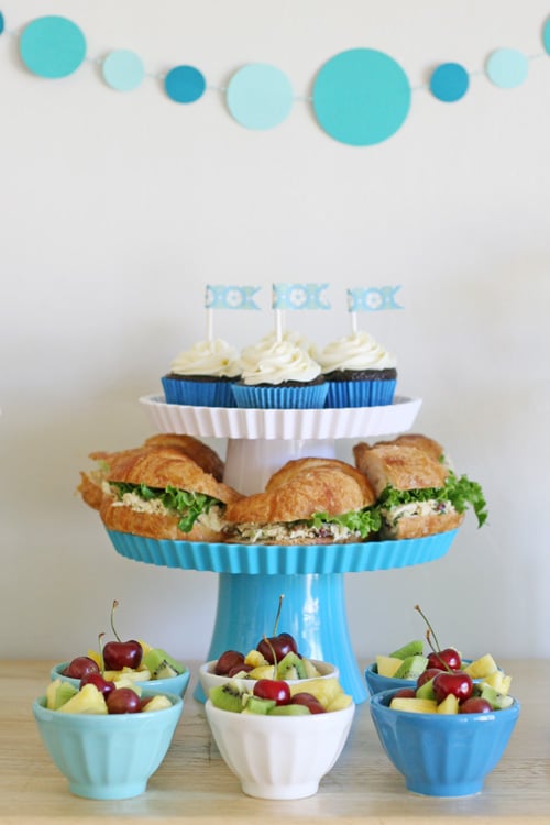 Easy party menu ideas {with a pretty blue and white party} from glorioustreats.com