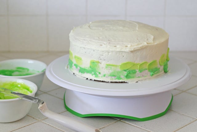 How to make a blended color cake - by Glorious Treats