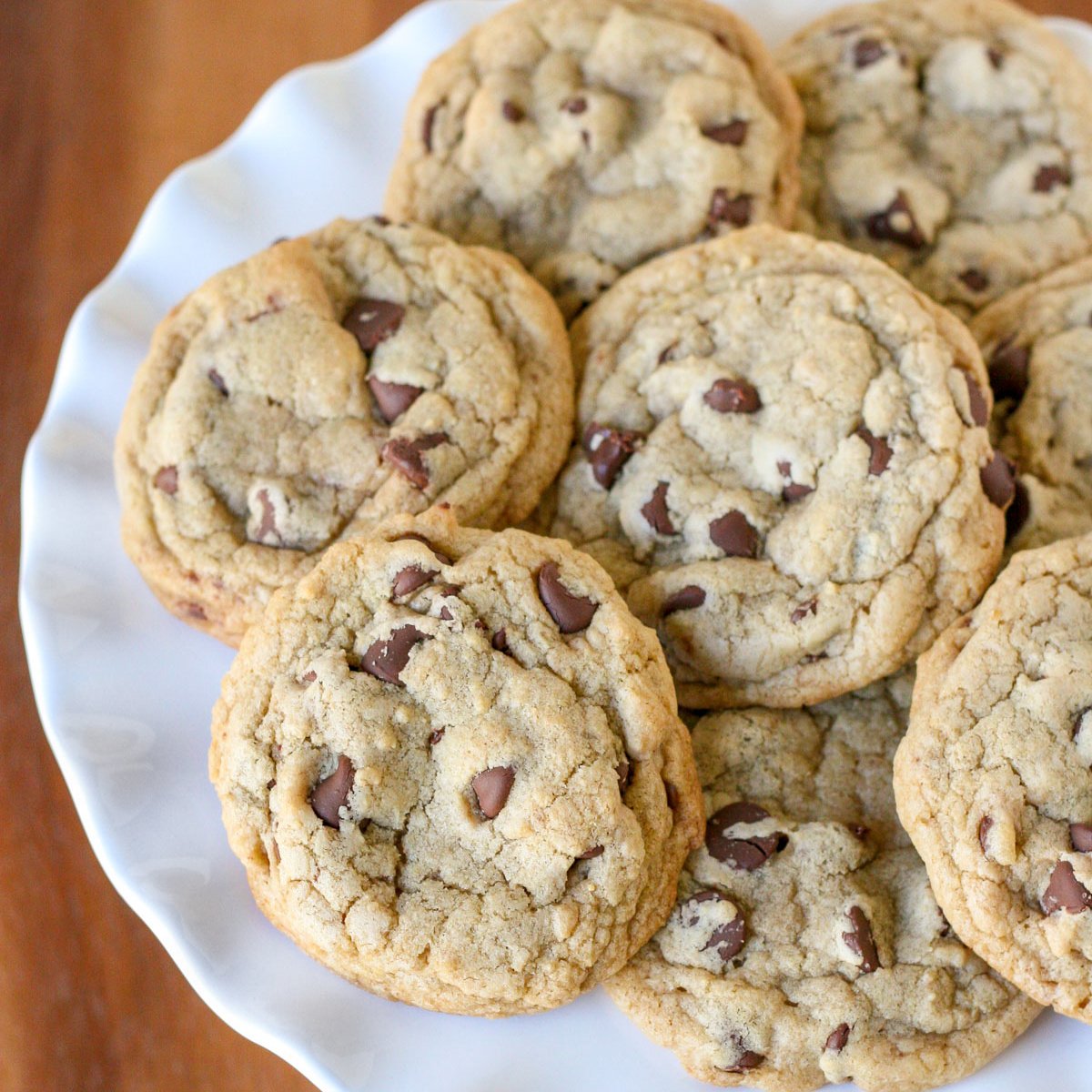 Soft and Chewy Chocolate Chip Cookie Cake Recipe