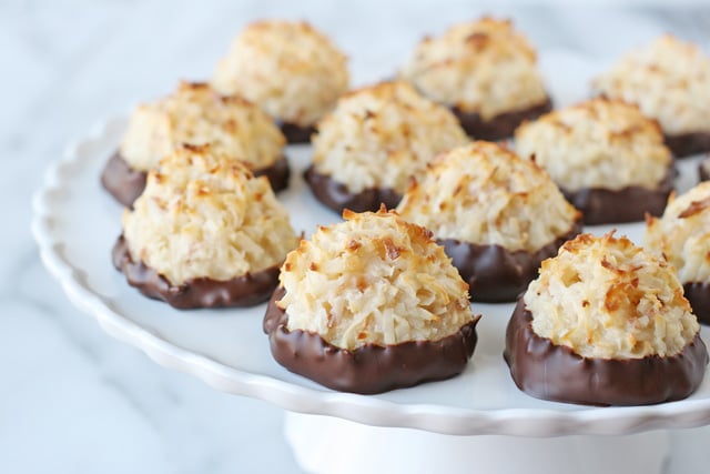 Coconut Macaroons Recipe - glorioustreats.com