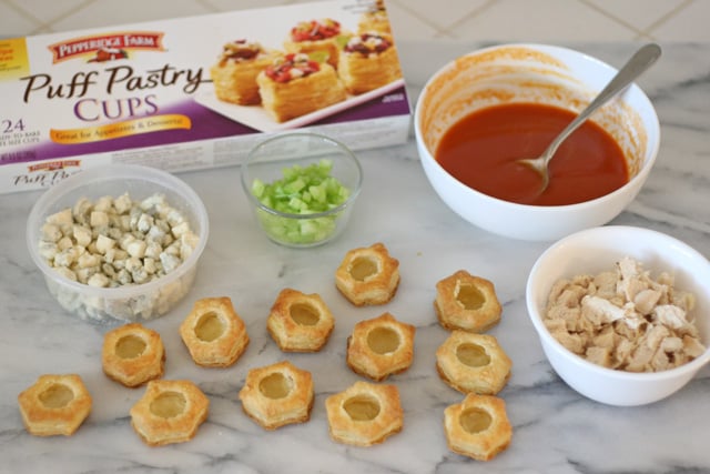 Buffalo Chicken Pastry Bites - glorioustreats.com