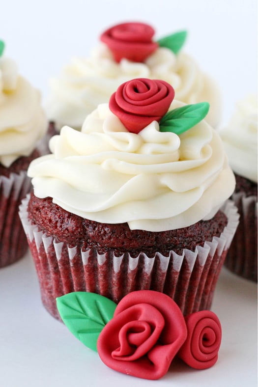 Red Velvet Cupcakes - glorioustreats.com