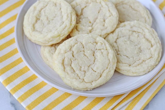 Chewy Lemon Sugar Cookies - via GloriousTreats.com