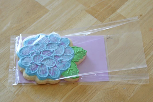 Pretty Cookie Packaging - Step by Step, via GloriousTreats.com
