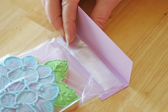 Pretty Cookie Packaging - Step by Step, via GloriousTreats.com