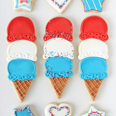 4th of July Ice Cream Cone Cookies - via GloriousTreats.com