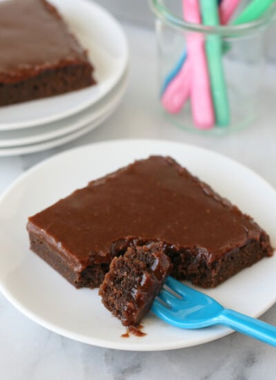 Chocolate Fudge Cake - The perfect cake to satisfy any chocolate craving!