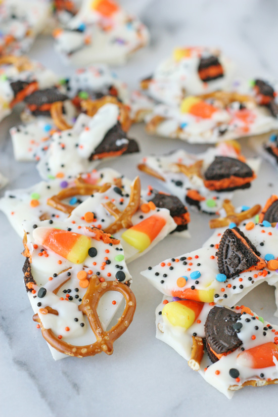 Easy Halloween Candy Bark Recipe 