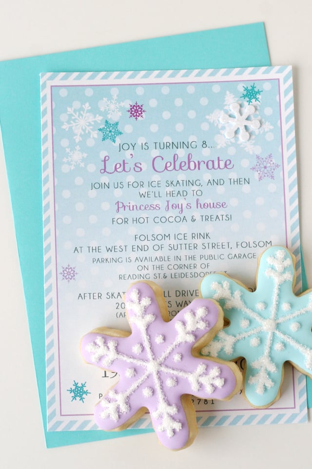 Beautiful invitations for a winter party!  Perfect for a Frozen theme, winter wonderland or Christmas. 