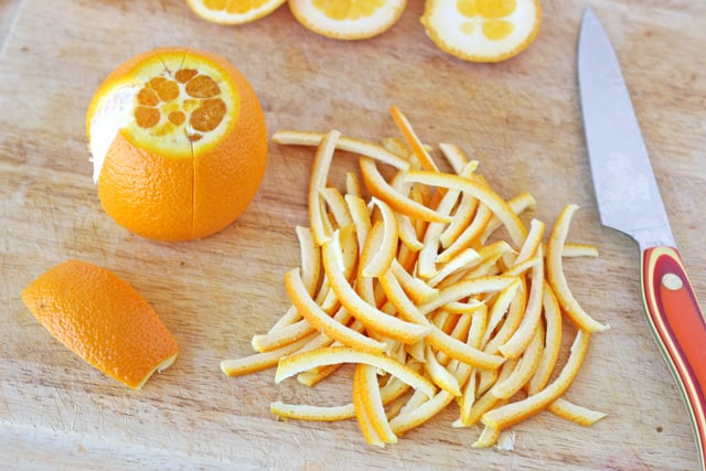 How to make candied orange peel, perfect for adding to muffins, cookies and cakes! 