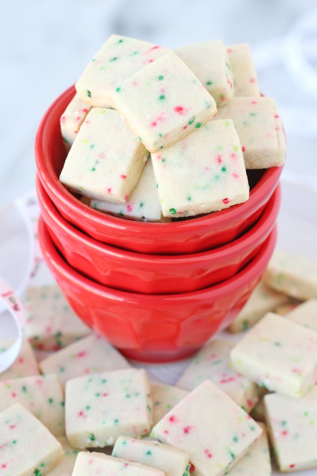 Christmas Sprinkle Cookie Bites - Perfectly cute and festive little cookie bites! 