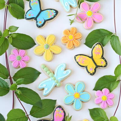 Pretty spring decorated cookies!