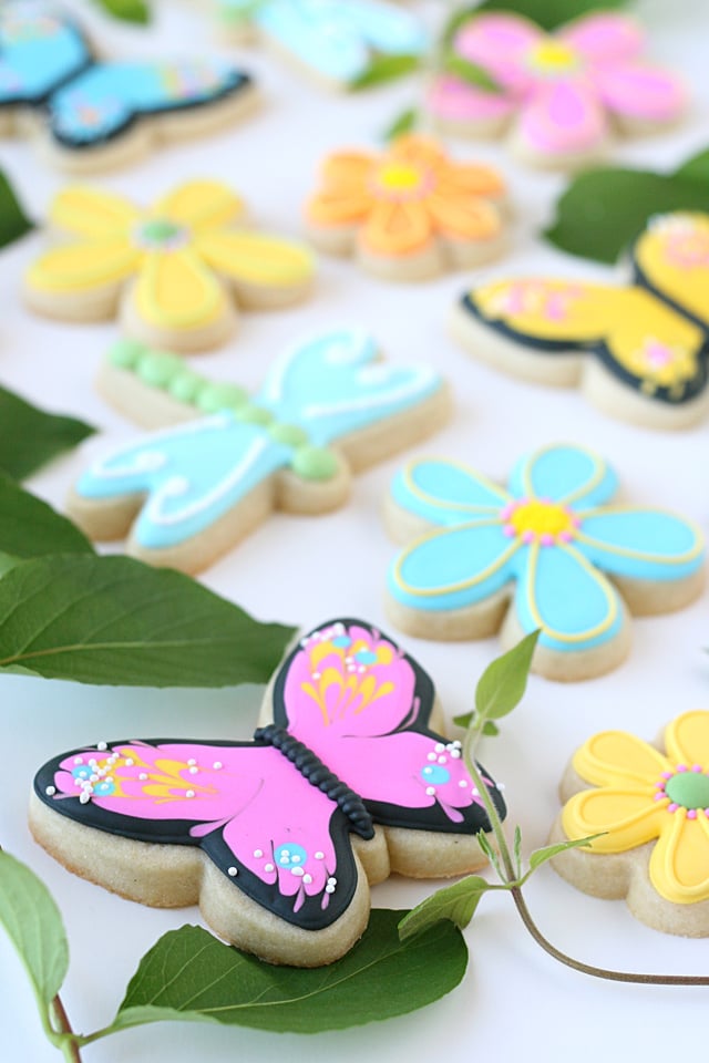 Pretty spring decorated cookies! 