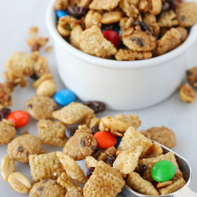 Crazy delicious!! Sweet, salty, crunchy and amazing MONSTER COOKIE SNACK MIX!