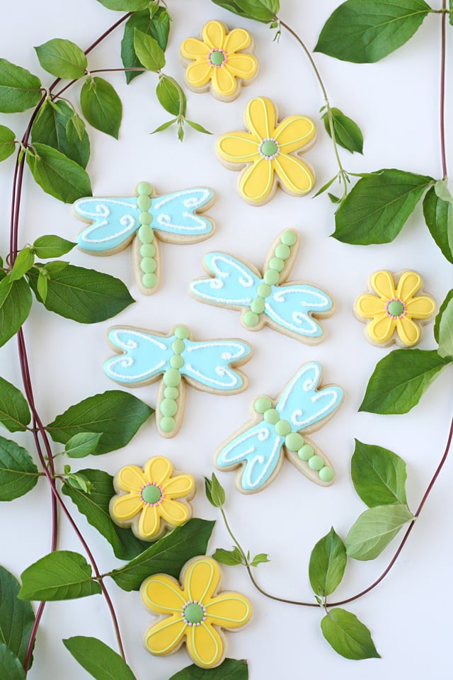 Love these pretty dragonfly cookies! 
