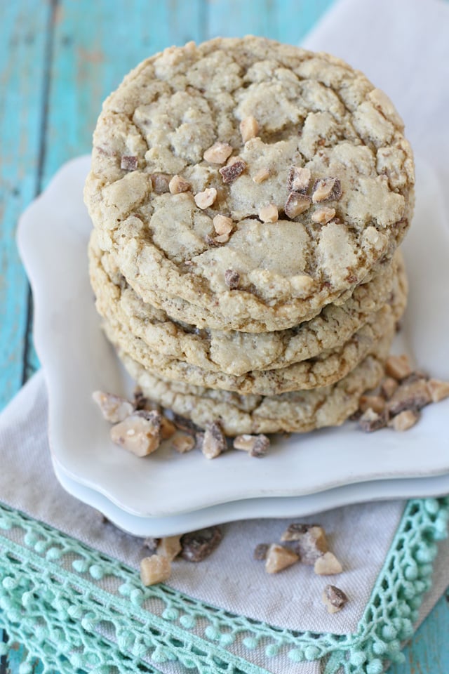 Simply delicious CHEWY TOFFEE COOKIES RECIPE! 