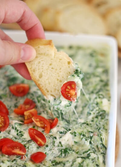 Warm, cheesy and delicious SPINACH DIP!