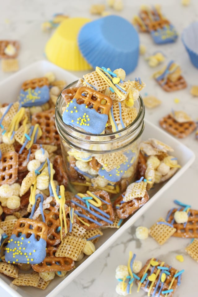 Simple SNACK MIX RECIPE perfect for school events! 