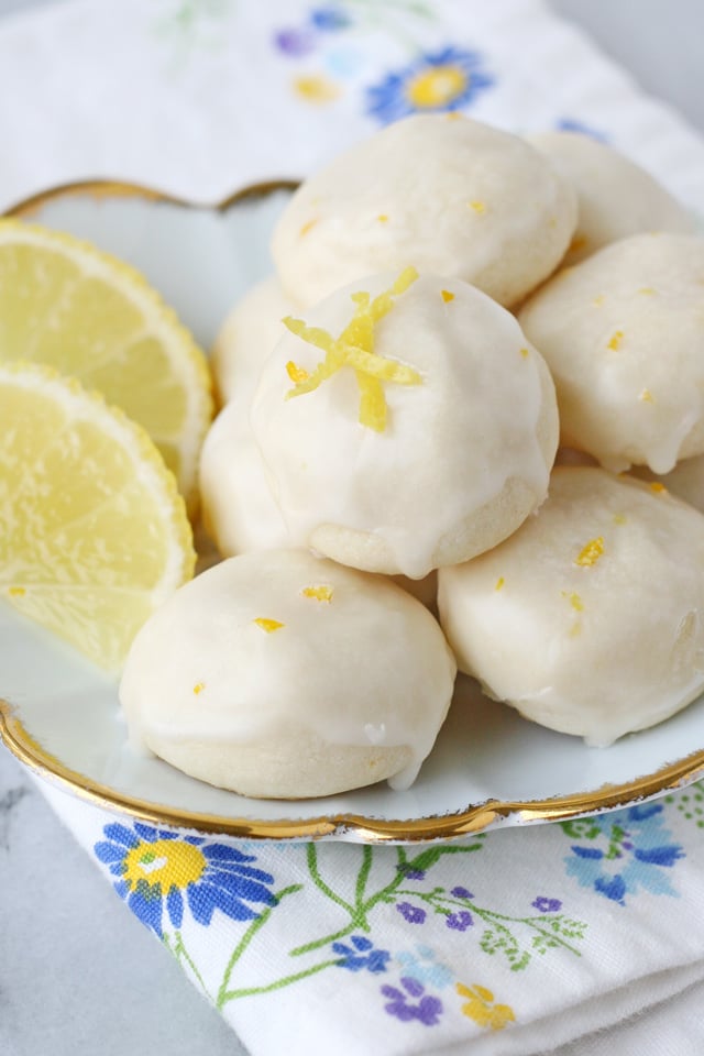 Lemon High Tea Cookies - Buttery, flavorful, melt-in-your-mouth delicious! 