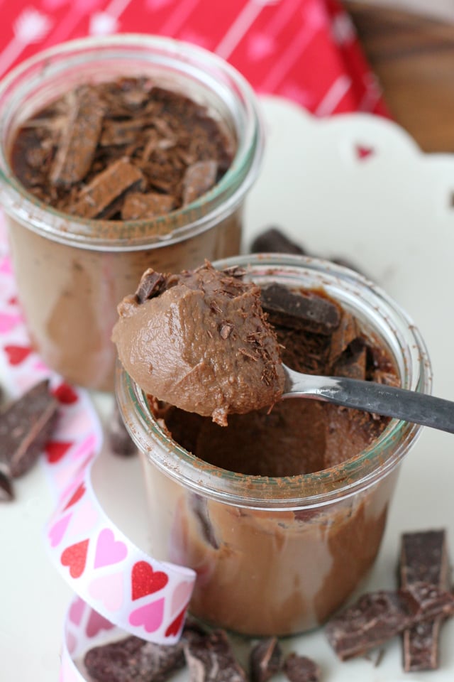 Rich and delicious! This Chocolate Pots de Creme is the perfect chocolate dessert! 