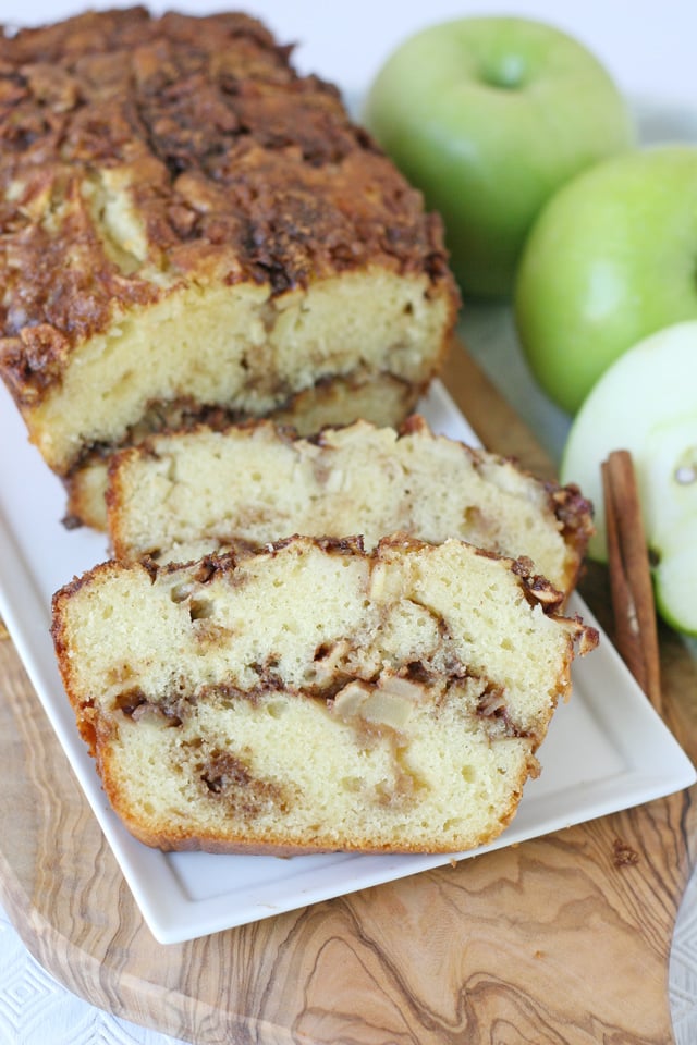 Simply delicious APPLE CINNAMON BREAD RECIPE! 