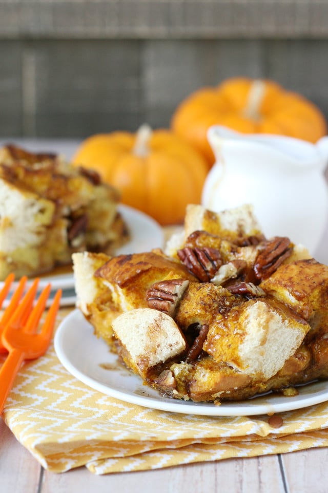 This BAKED PUMPKIN FRENCH TOAST is simply the perfect fall brunch treat! 