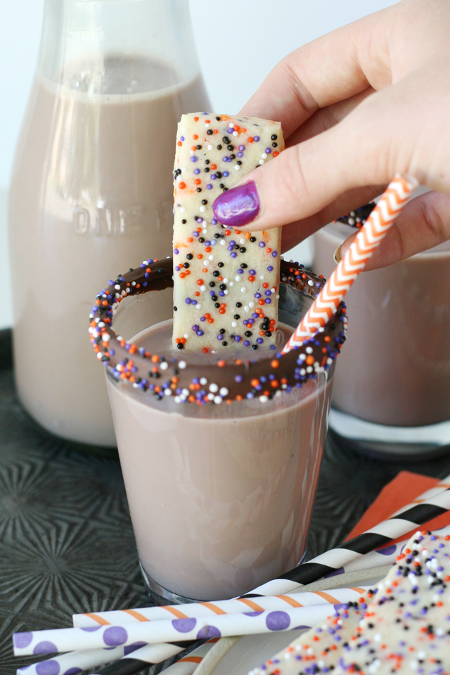 EASY Halloween Sprinkle Cookies!