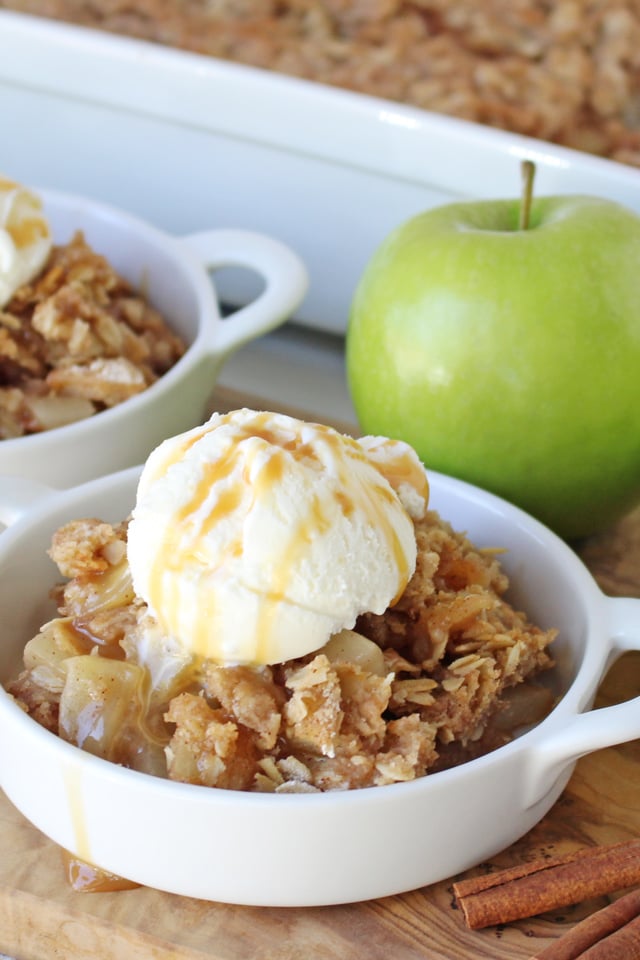 Simply the BEST Apple Crisp! Easy and flavorful! 