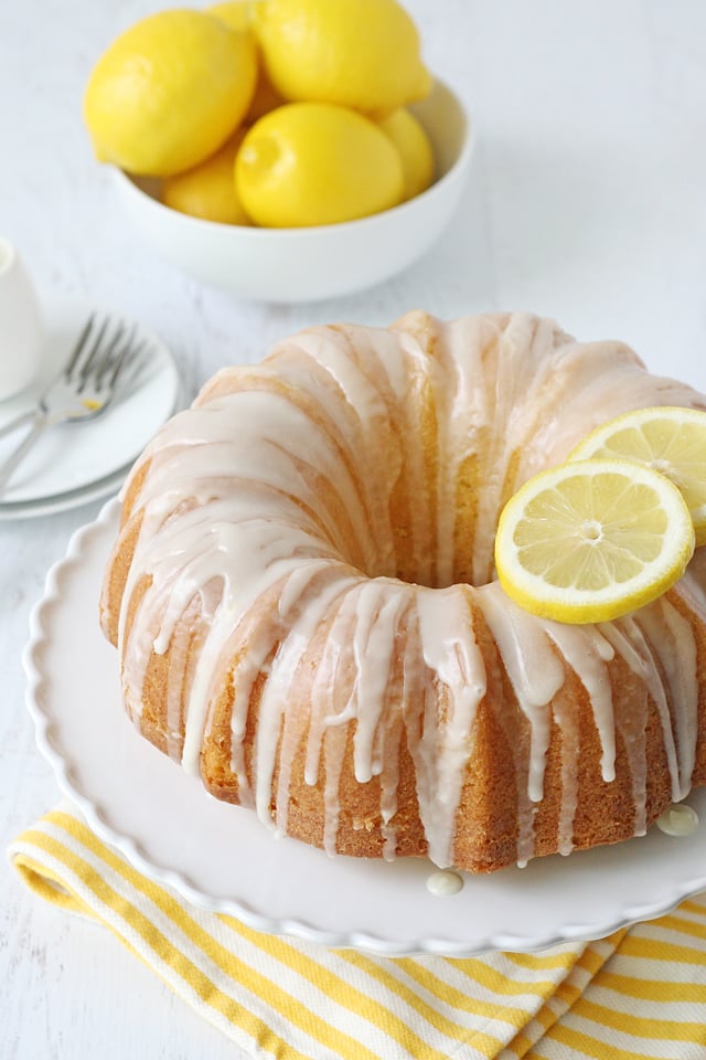 Mini Lemon Bundt Cakes - Simply Whisked