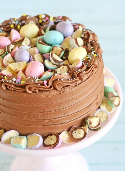 A Beautiful Easter Cake to Celebrate Spring