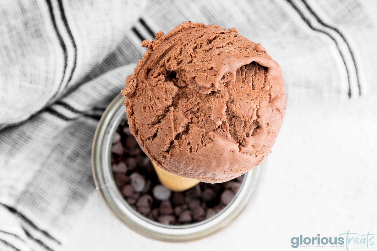 Easy Homemade Chocolate Ice Cream Recipe - Glorious Treats